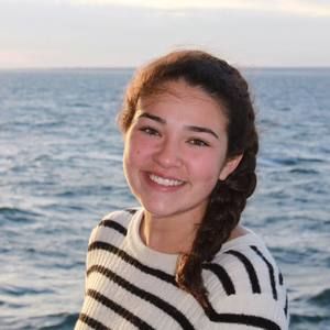 Meet your Posher, Alli
